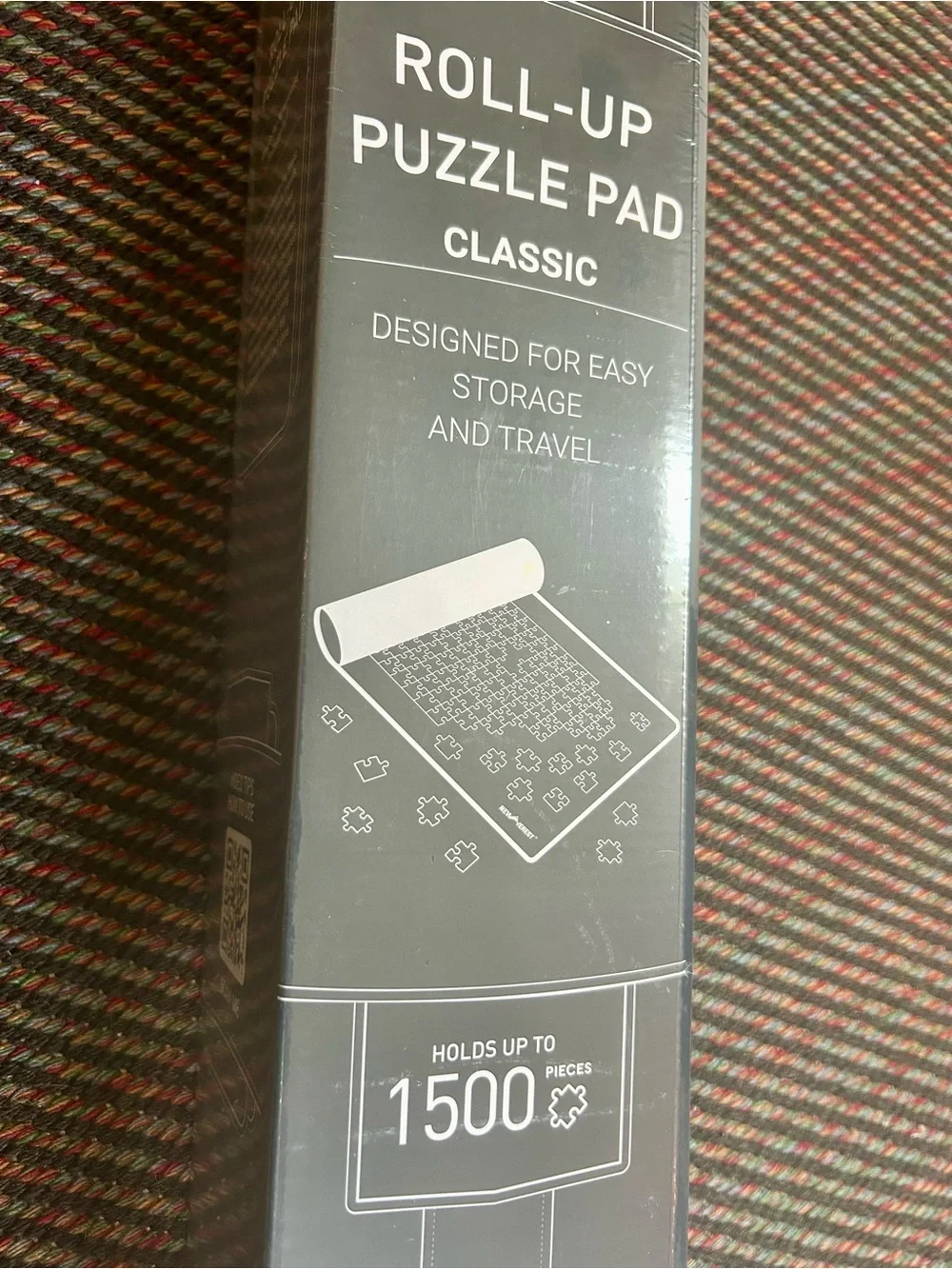 New Roll-Up Puzzle Pad up to 1500 pieces Newverest Never Opened